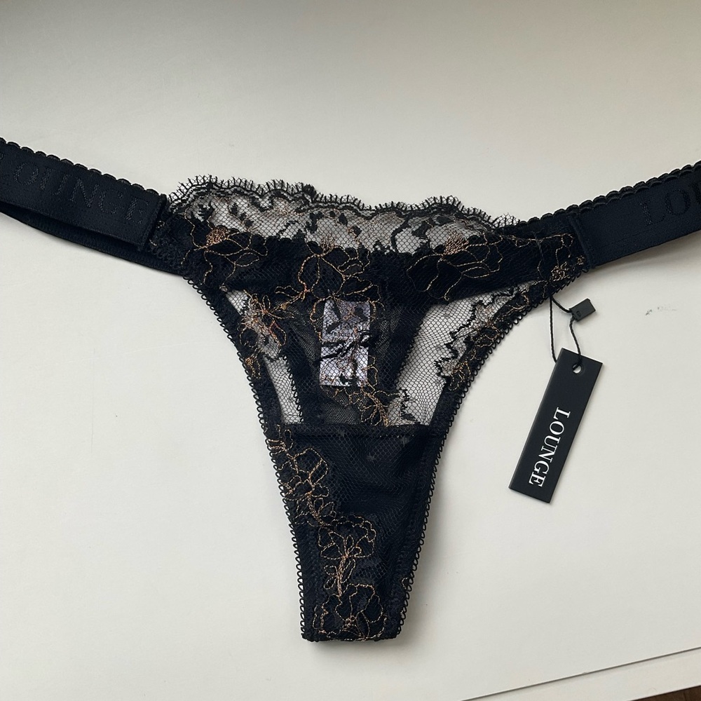 NWT Lounge Embroidered Triangle Thong Panties, size Small, black & rose gold!